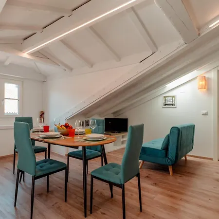 Borgo Teresiano Machiavelli 22 Centro Appartamento Trieste